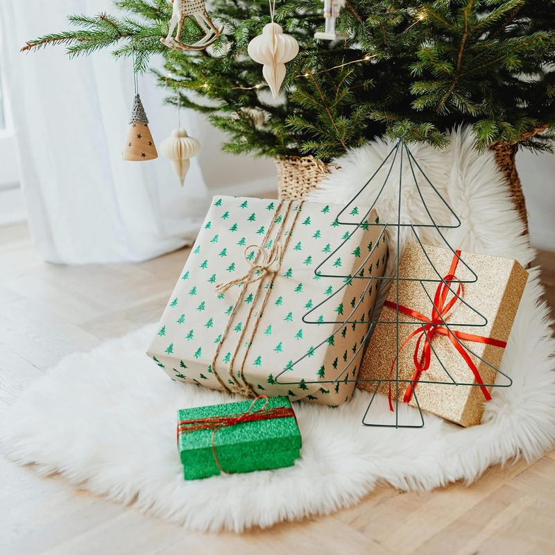 クリスマスツリー型の金属製リースフレーム、ワイヤー製リース台 - Wreath Form Wire のレビューと価格